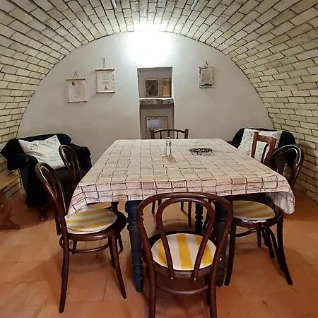 Hollófészek Apartamento Badacsonytördemic